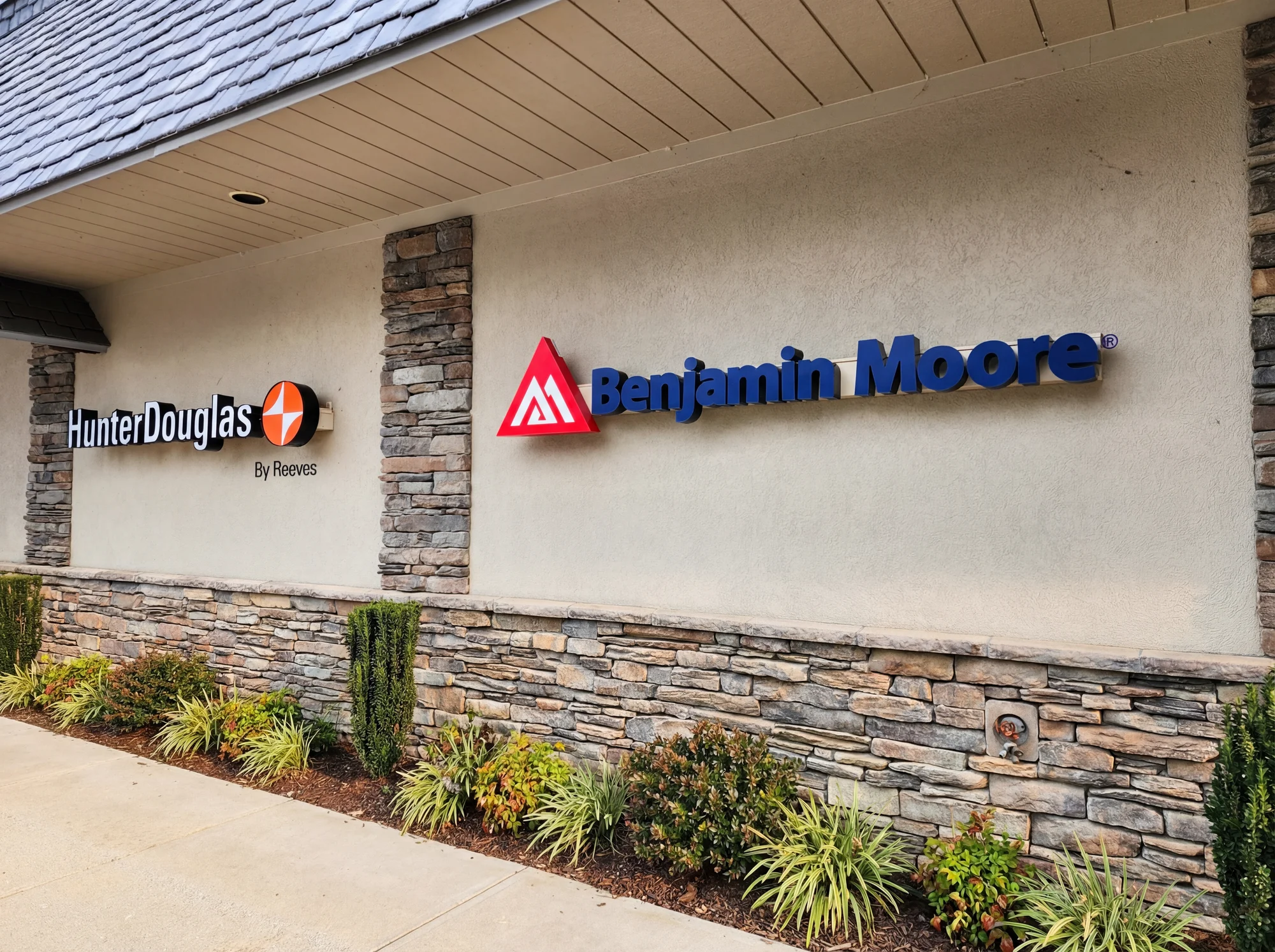 Custom lighted channel letter sign by 3GM Signs #11