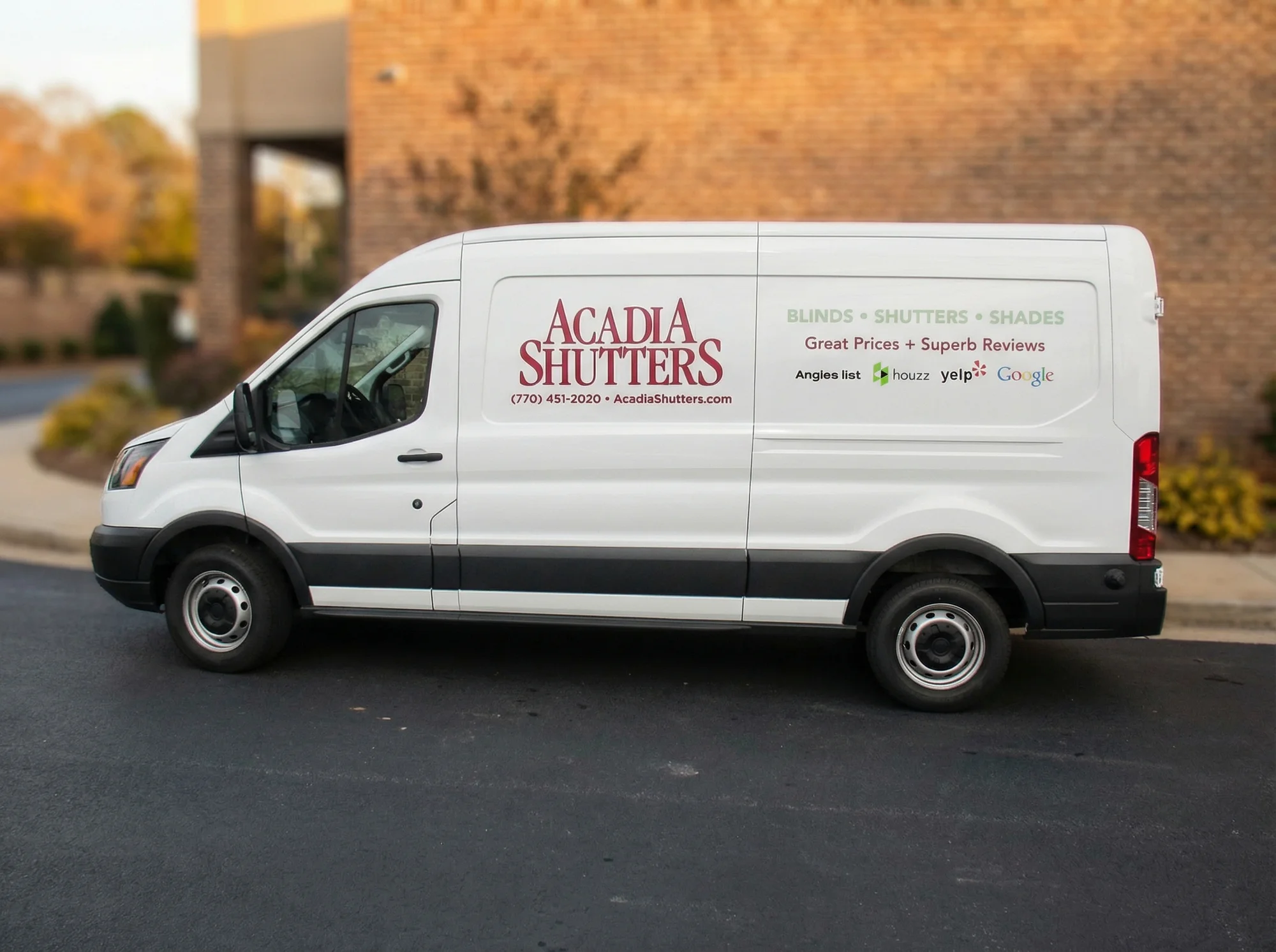 Digitally printed vehicle graphics Acadia Shutters