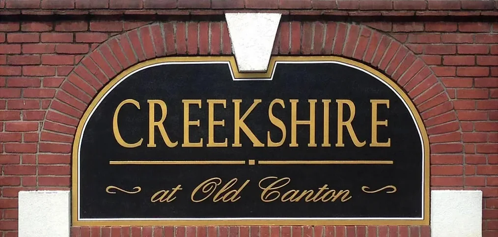 sign refurbishing after