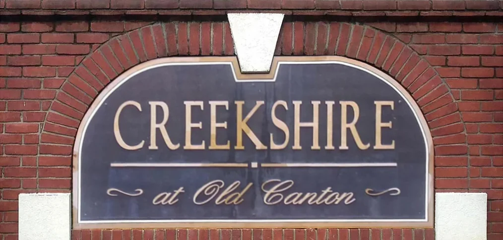 sign refurbishing before
